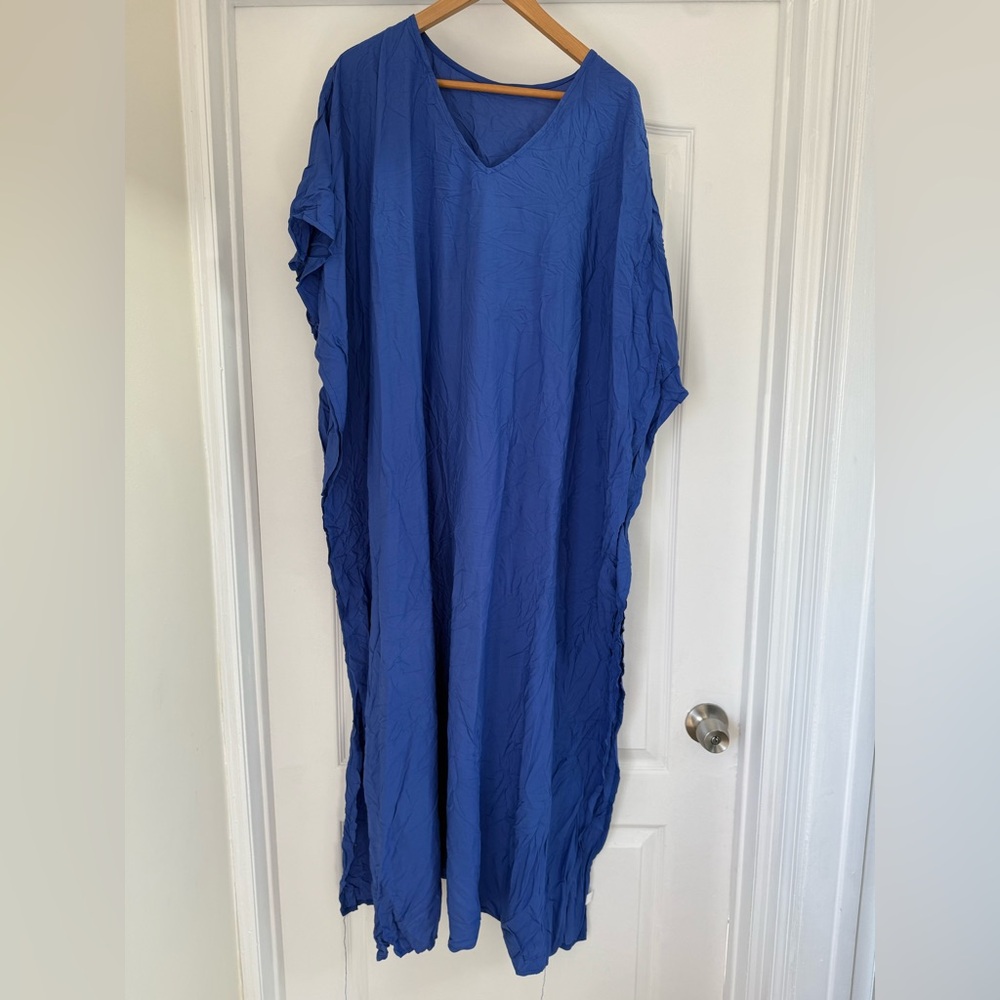Vibrant Blue V-Neck Kaftan